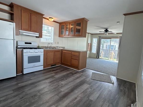 7 Dorval Dr #7