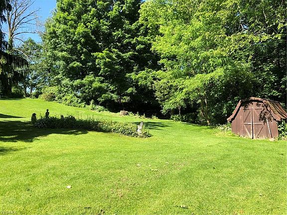 4th image of 2738 Silver Springs Dr