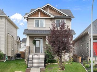 393 NE Nolanfield Way NW, Calgary, AB T3R 0L9