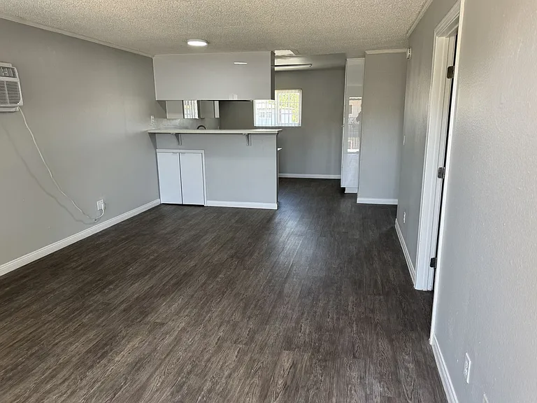 Villa Del Sol Apartments — Photo 120