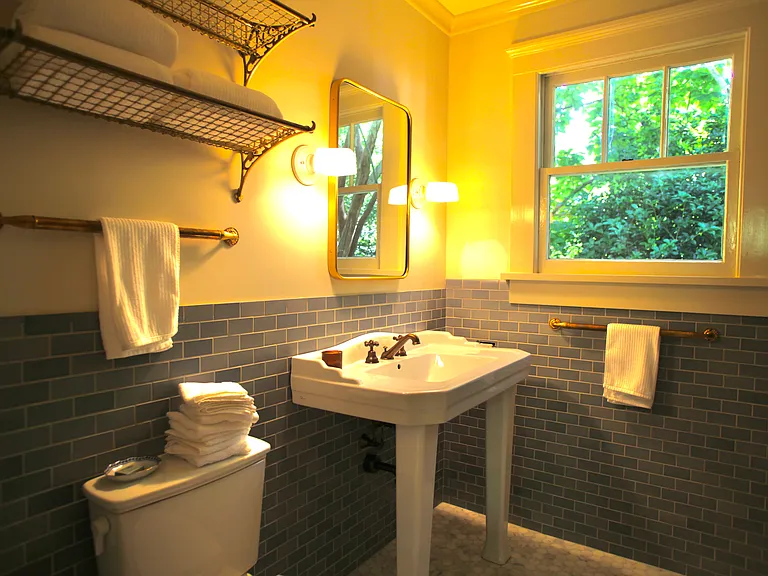 121 Emerson Ave — Photo 26