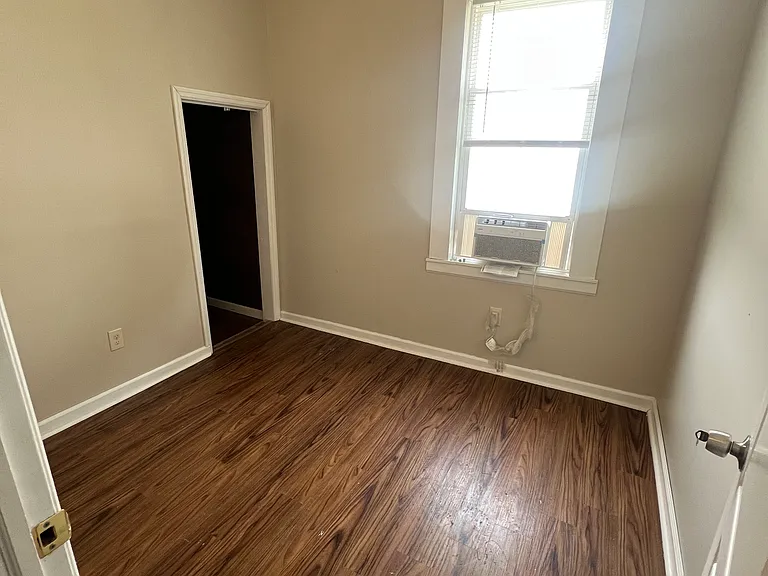 48 5th Ave #1 — Photo 10