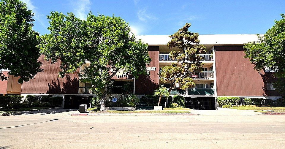 1st image of 333 Burchett St Unit 205