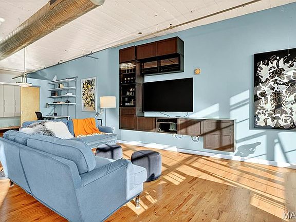 3rd image of 2020 Washington Ave Unit 707