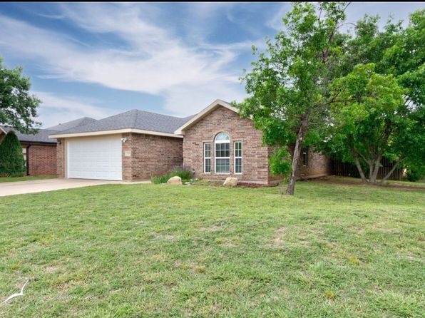 390 Sugarberry Ave
