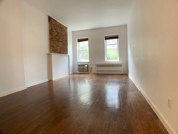 2nd image of 216 E 77th St APT 5A