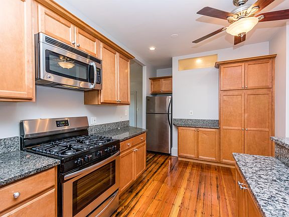 3rd image of 5 Biltmore St APT 3