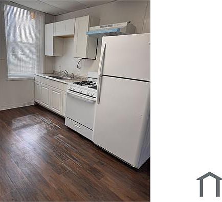 4th image of 232 N Burlington St Floor 1