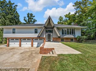 11251 County Road 391, Holts Summit, MO 65043