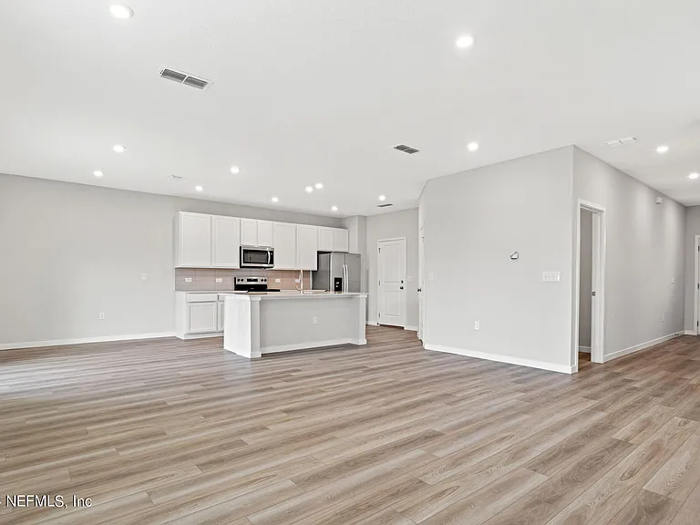 14710 Cashew Ave — Photo 8