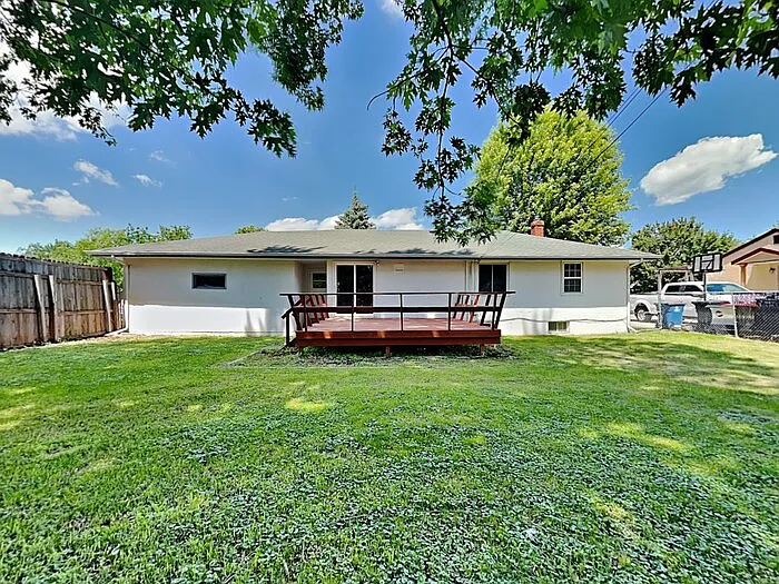1218 Skillman Ave E — Photo 31