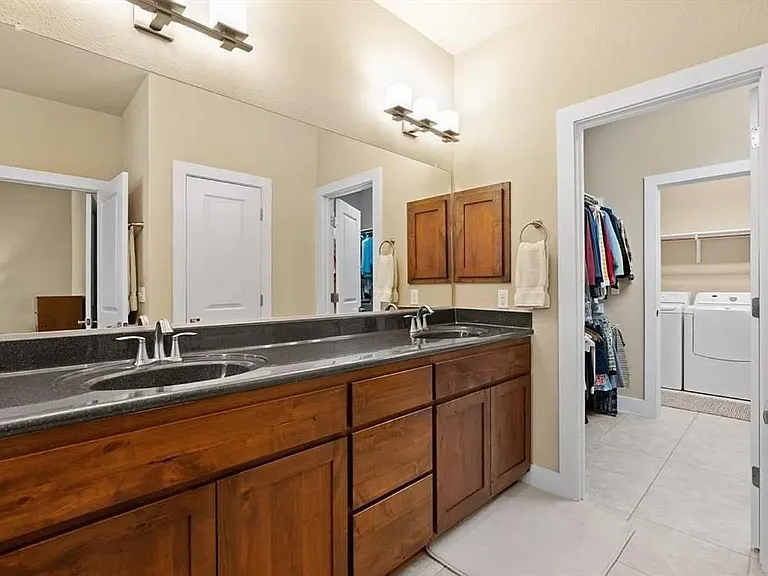 4545 Mattie St — Photo 20