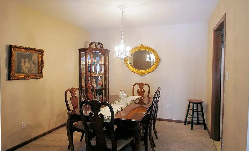 2 bed, 1075 sqft, $1,400 — Photo 3