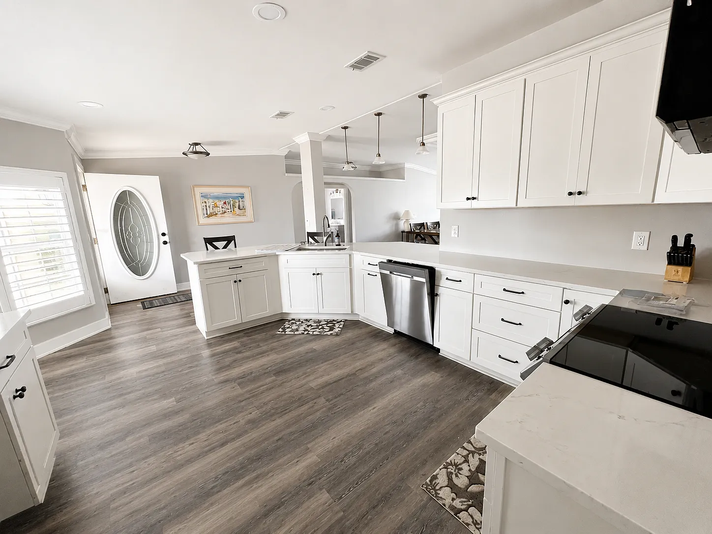 3 bed, 2087 sqft, $3,400 — Photo 2
