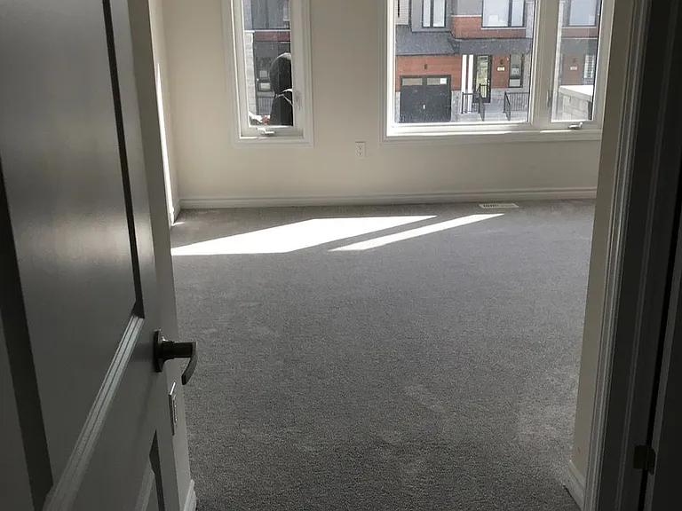 39 Eberhardt Dr — Photo 11
