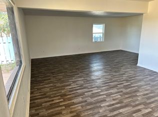 1717 Grant St, Levelland, TX 79336