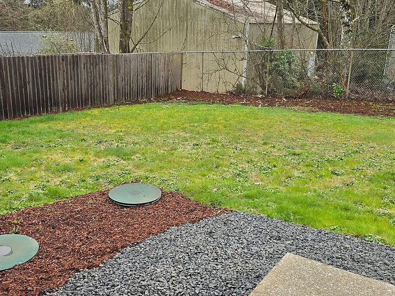 2261 E Crestview Dr — Photo 27