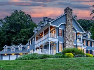 16 Wonderview Way, Lebanon, NJ 08833