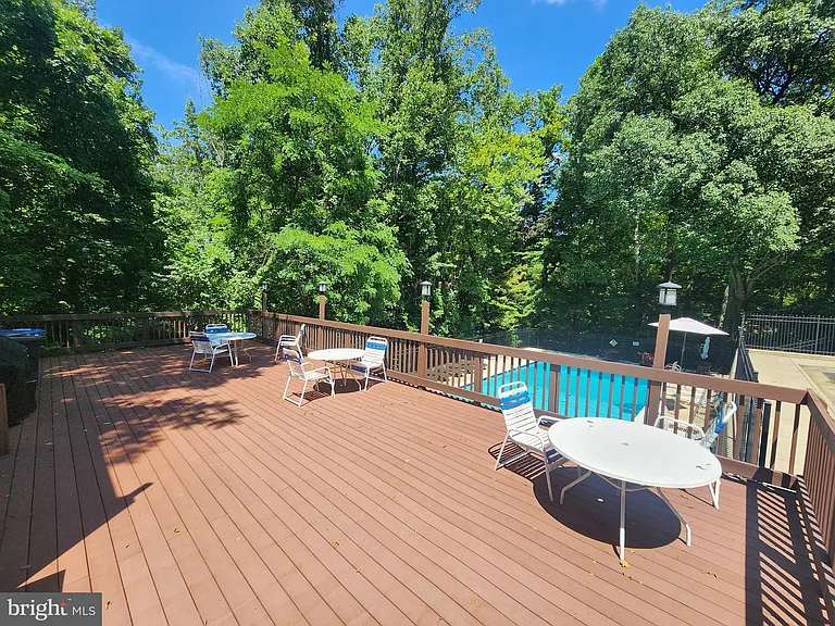 3615 Devilwood Ct — Photo 41