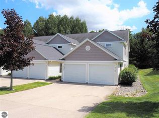 2100 Chelsea Ln, Traverse City, MI 49684