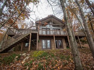 1050 Stoney Battery Rd, Troutville, VA 24175