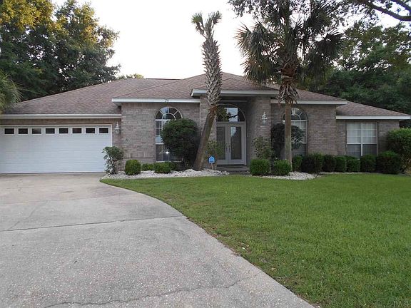 2nd image of 28 Bartlett Cir