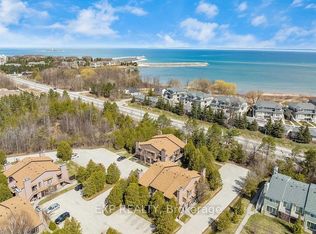19 Dawson Dr #61, Collingwood, ON L9Y 5B4