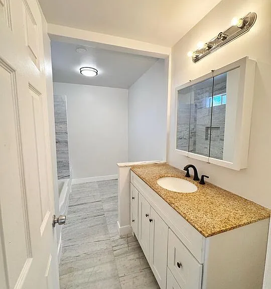1223 Maple St — Photo 17