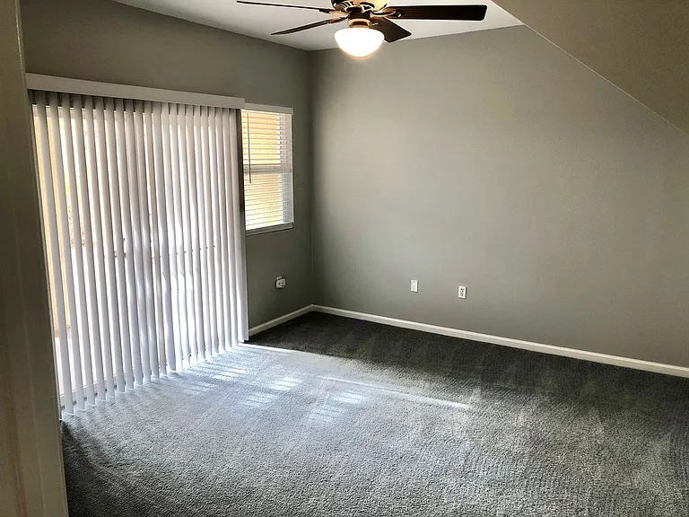 203 Lucca Dr — Photo 5