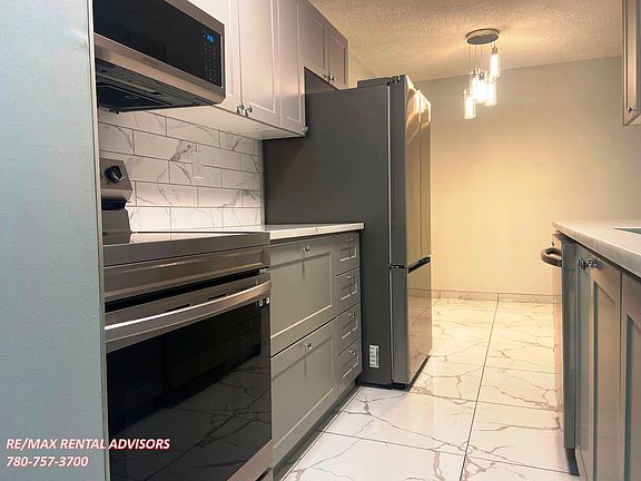 5th image of 10145 109th St NW #809C