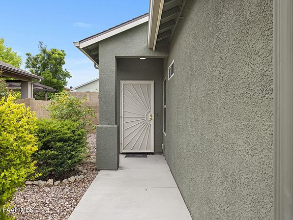 4th image of 2113 Touchstone Dr
