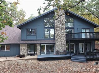 423 Hillside Rd, Lake Ozark, MO 65049