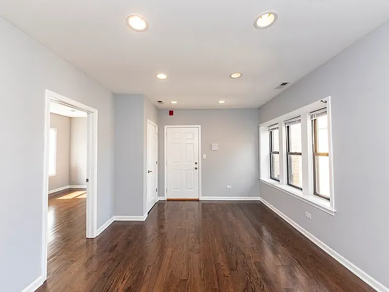 1012 S 1st Ave #2 — Photo 5