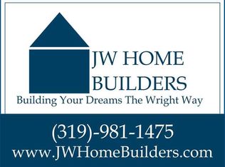 385 Kilbirnie Rd, Robins, IA 52328