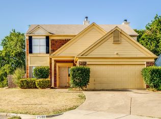 2501 Coldstream Dr, Fort Worth, TX 76123