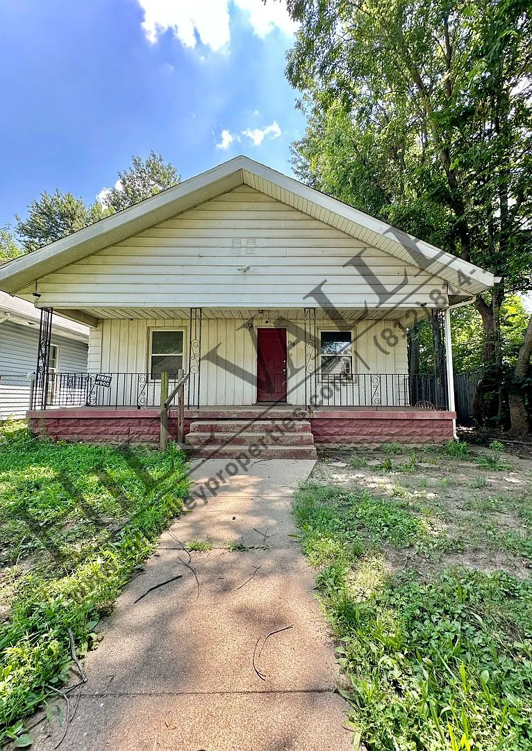 Three Bedroom Home — Photo 1