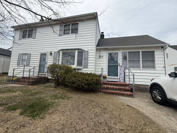 308 Kansas St