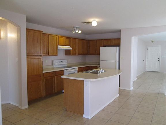 3rd image of 13262 W Acapulco Ln