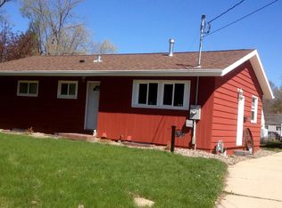 427 9th St NW, Rochester, MN 55901