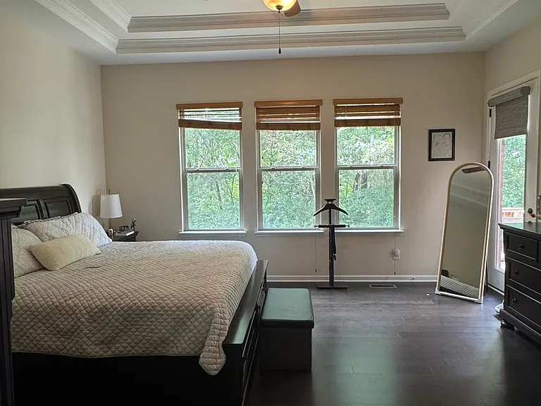 524 Fort Lee Ct — Photo 6