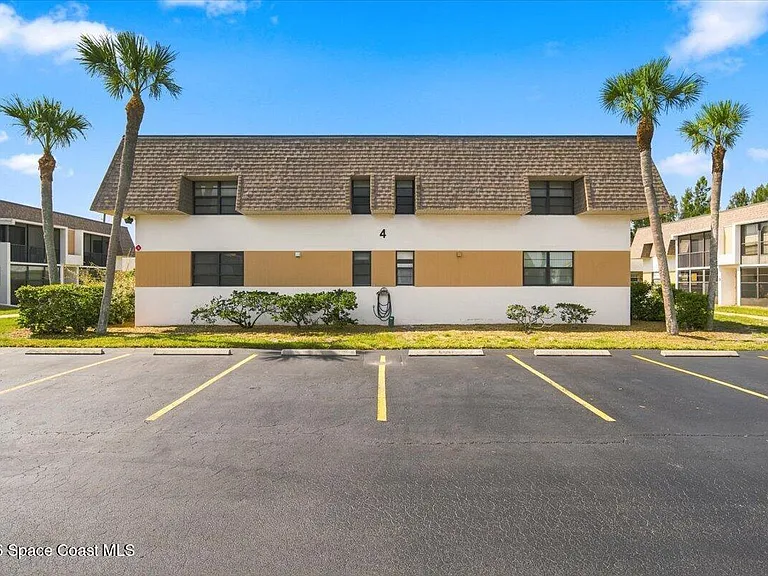 2700 N Highway A1A #4-102 — Photo 30