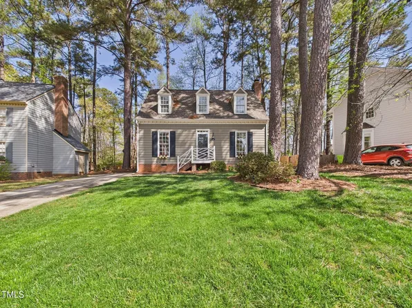 7117 Sandringham Dr, Raleigh, NC 27613