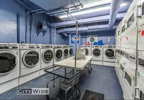 5th image of 240 E 82nd St #4M