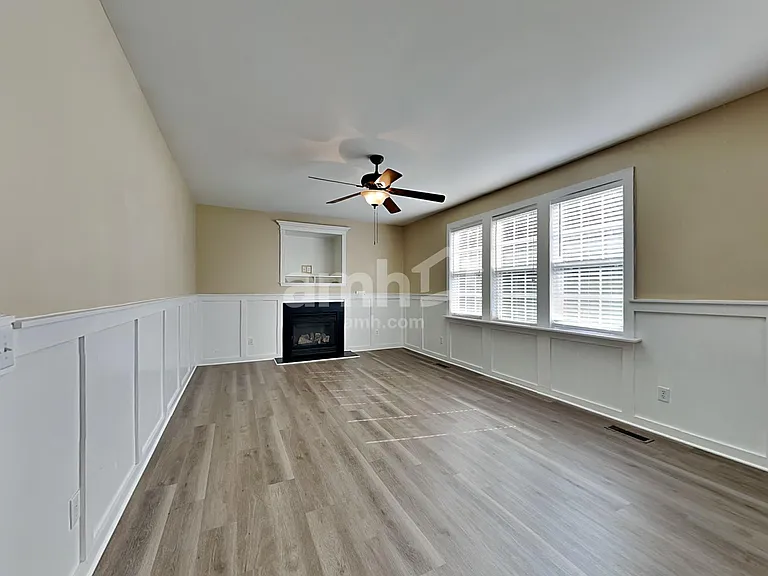 516 Littleport Dr — Photo 8