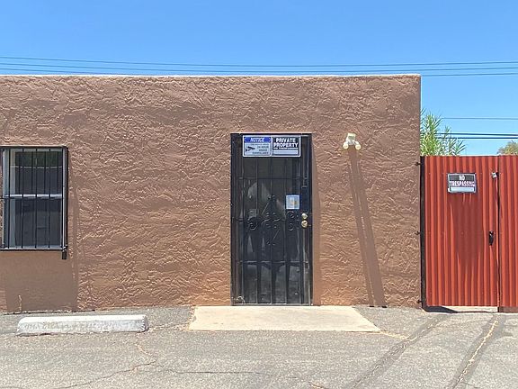 3rd image of 2625 N Alvernon Way APT C1
