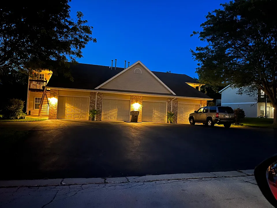 5604 Tall Pines Pkwy #1