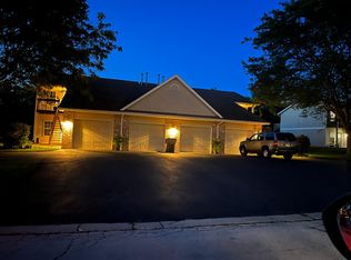 5604 Tall Pines Pkwy APT 1, Roscoe, IL 61073