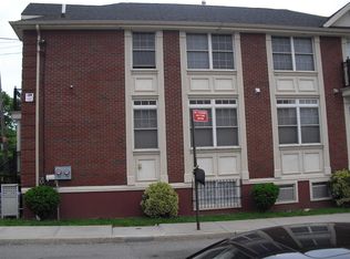 6028 60th Pl, Flushing, NY 11378