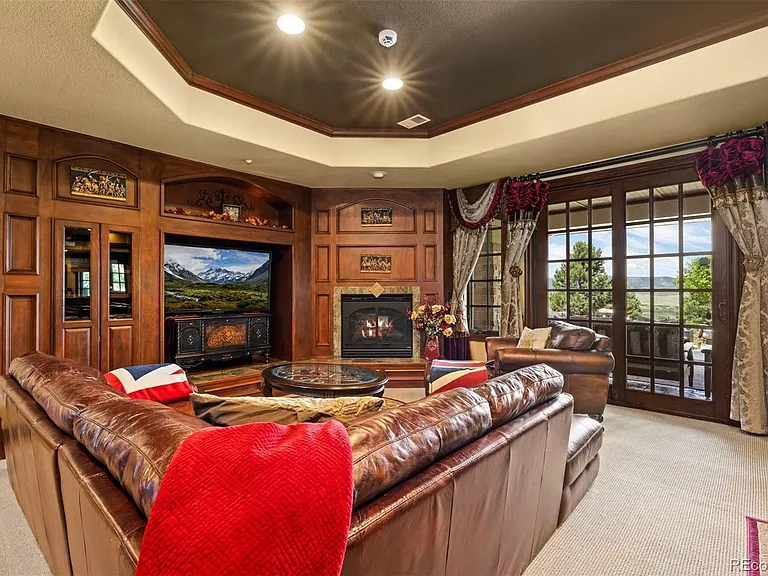 3440 Medallion Rd — Photo 38