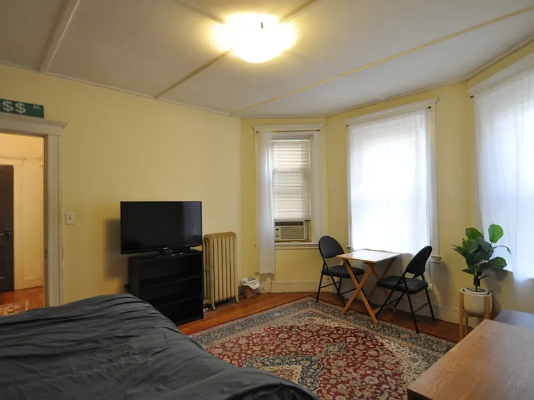 131 Park Dr #11 — Photo 1